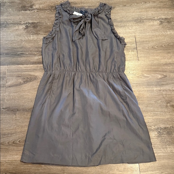 GAP Dresses & Skirts - Gap Gray Sleeveless Silk Blend Ruffle Dress Size XL